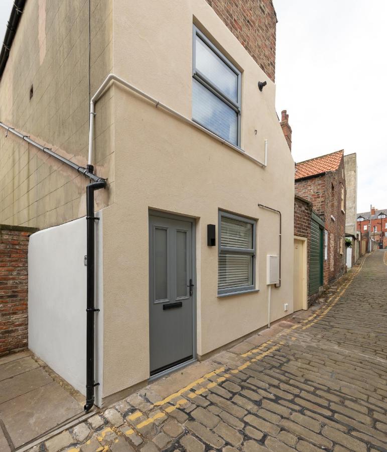 Bijou Romantic Retreat, Whitby Centre Εξωτερικό φωτογραφία