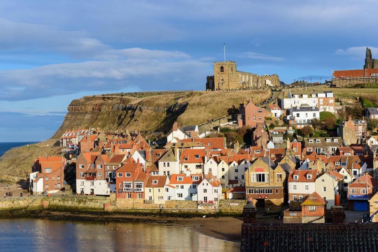 Bijou Romantic Retreat, Whitby Centre Εξωτερικό φωτογραφία